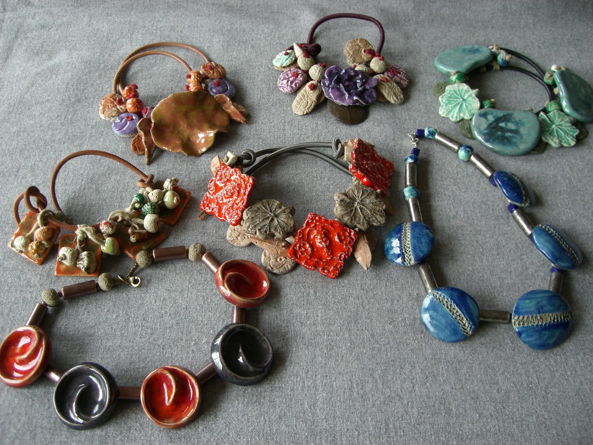 Boucle D'oreille Clara Acquart Gensollen - Occasion, Fermoir à Clip, Bijou De Créateur